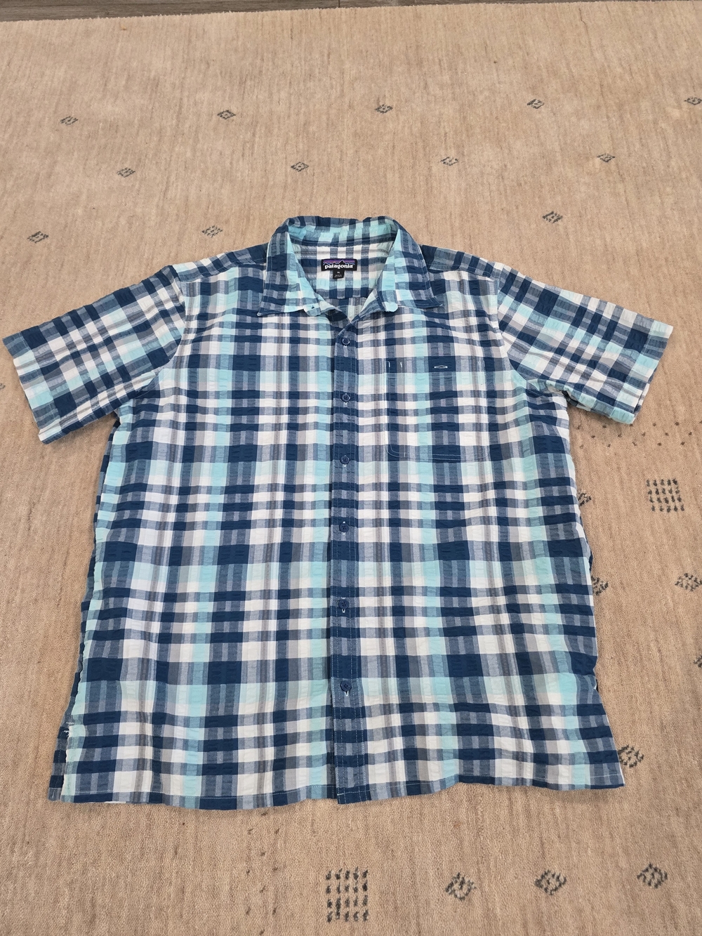 Patagonia Men's Teal & Navy Plaid Short-Sleeve Button-Down Shirt
